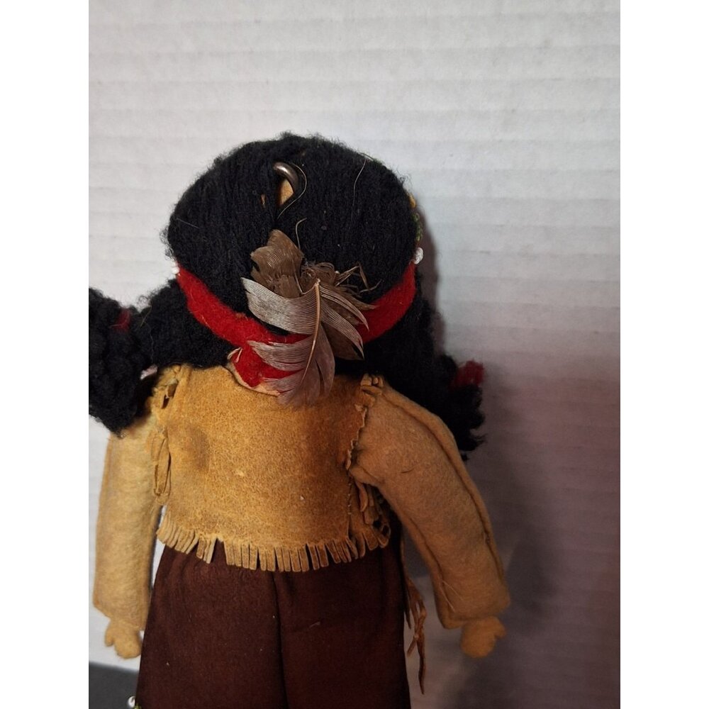 2 - Vintage Native American Handmade 7.5" Leather Clothing Dolls - Picture 15 of 16